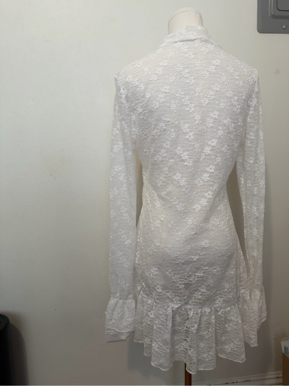 White Lace Long-Sleeve Ruffle-Hem Dress - Picture 3 of 4